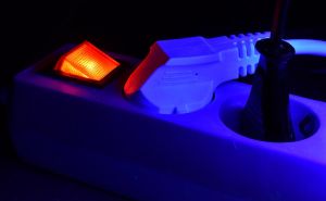 Upozorenje stručnjaka: Kako bezbjedno koristiti produžne kablove?