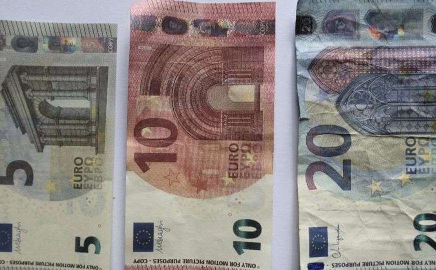 U apoenima od 5, 10, 20 i 50 eura
#BrckoDistriktBiH #Policija #LazneNovcanice