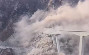 Srušio se most u Kini izgrađen prije nekoliko mjeseci, pravovremenom reakcijom izbjegnuta tragedija