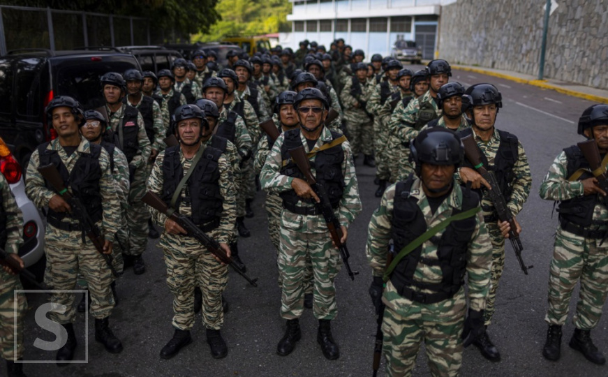 Raspoređuje se oružje
#Venecuela #SAD