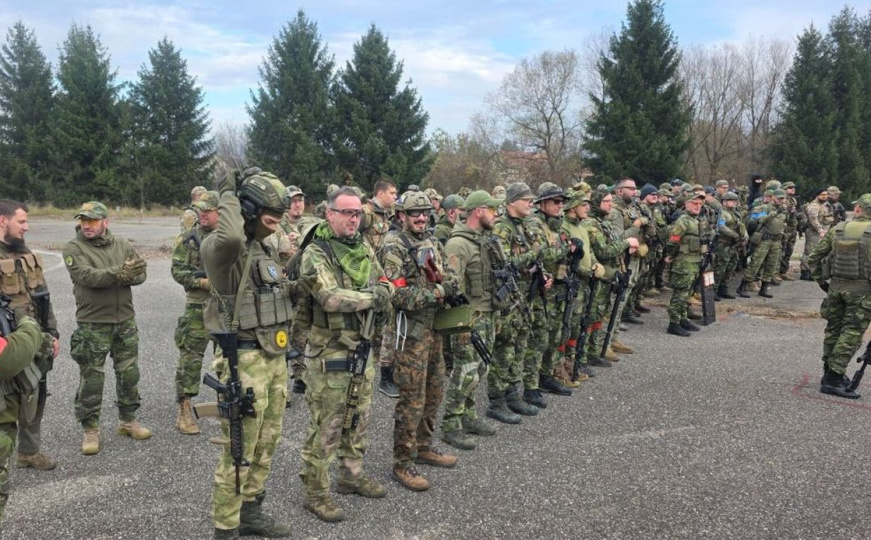 Učestvovalo preko 100 takmičara svih nacionalnosti i u prijateljskoj atmosferi
#Airsoft #Bugojno #BiH