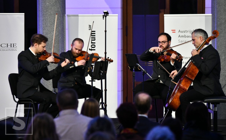 Godišnjica rođenja Johana Straussa: Bečki Auner Quartet oduševio publiku u sarajevskoj Vijećnici