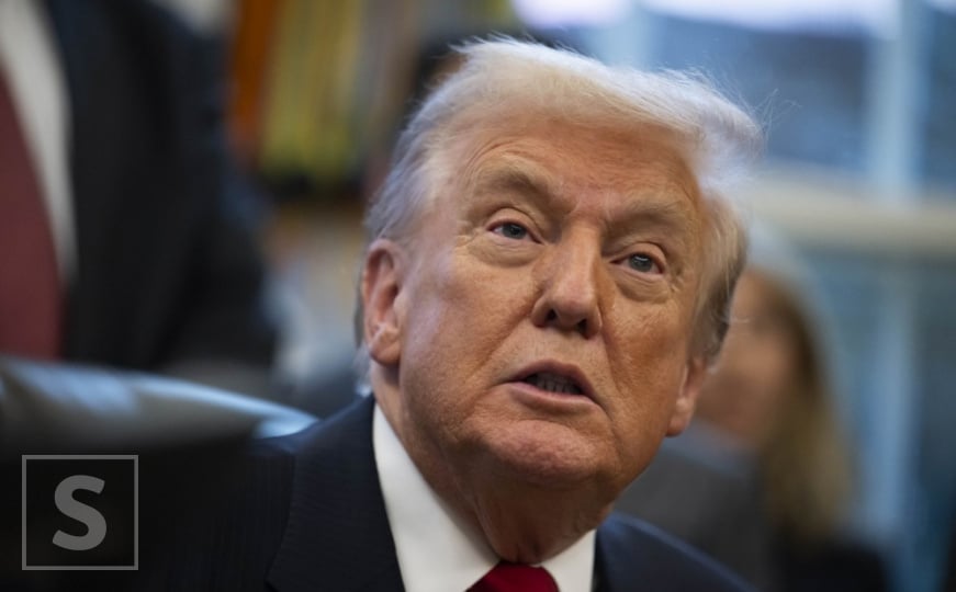 Tvrdi da se radi o prevari
#DonaldTrump #JeffreyEpstein