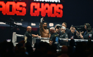 Novi bokserski spektakl na Netflixu: Anthony Joshua ulazi u ring s Jakeom Paulom