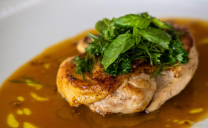 Savršeno pečena piletina s punjenjem: Brz i jednostavan recept