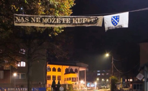 Gradska uprava Novi Travnik: Informacije o nalogu uklanjanja banera i zastave nisu tačne
