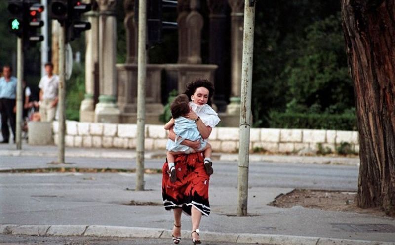 "Sarajevo safari" i ubistvo malene Irine Čišić: "Zašto je neko pucao u bebu staru godinu dana?"