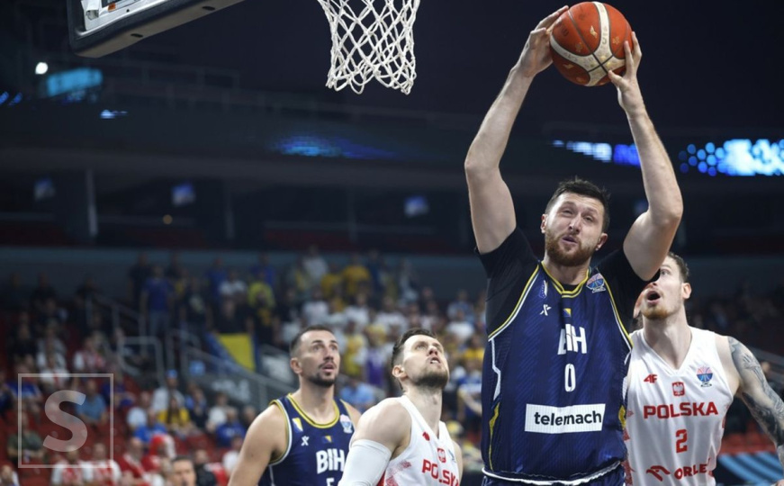Jusuf Nurkić popularnim "memeom" pokazao šta misli o cijenama ulaznica za okršaj sa Srbijom