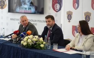 MUP KS: Oduzeta droga u vrijednosti od 2,3 miliona KM, na liječenje se javljaju od 13 do 20 godina