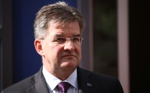 Novi detalji skandala: Pedofil Epstein nazivao Lajčaka "prijateljem" i davao mu političke savjete