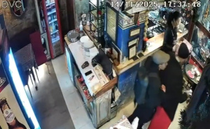 Vlasnik nudi nagradu: Opljačkan restoran u Sarajevu, prepoznajete li lopove sa snimka?