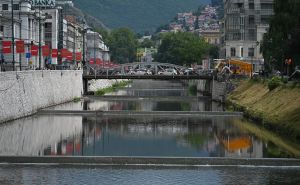 Hari Mata Hari, Žera i pjesma dana: 'Dok Miljacka protiče, ja ću te voljeti'