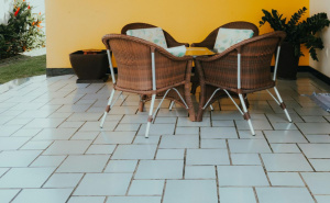 Idealno vrijeme za čišćenje terase: Postupak koji pruža odlične rezultate