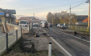 Detalji tragedije kod Živinica: Vozač izgubio kontrolu i udario u drvo, poginuo na mjestu nesreće