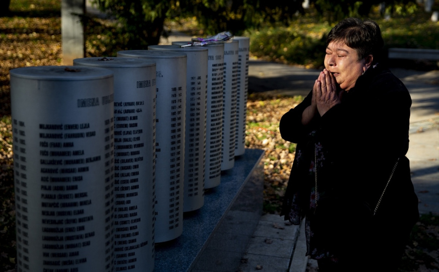 Sarajevo safari | Majka 6-godišnjaka kojeg je ubio snajperista: Ko su ti monstrumi? Ko ih krije?