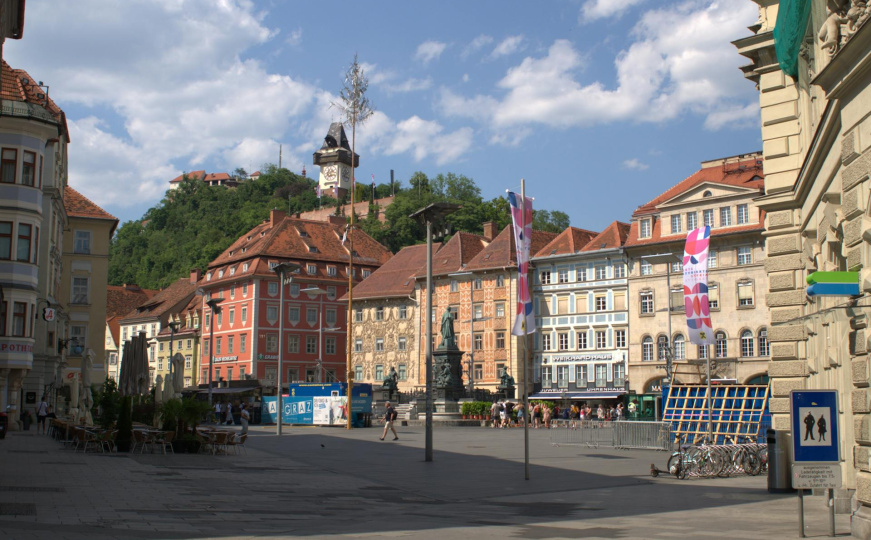 Panika u Austriji: Glavni trg u Grazu blokiran zbog prijetnje bombom?