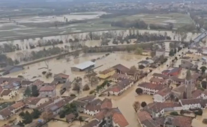 Veliko nevrijeme na granici Italije i Slovenije: Ljudi na krovovima čekaju evakuaciju