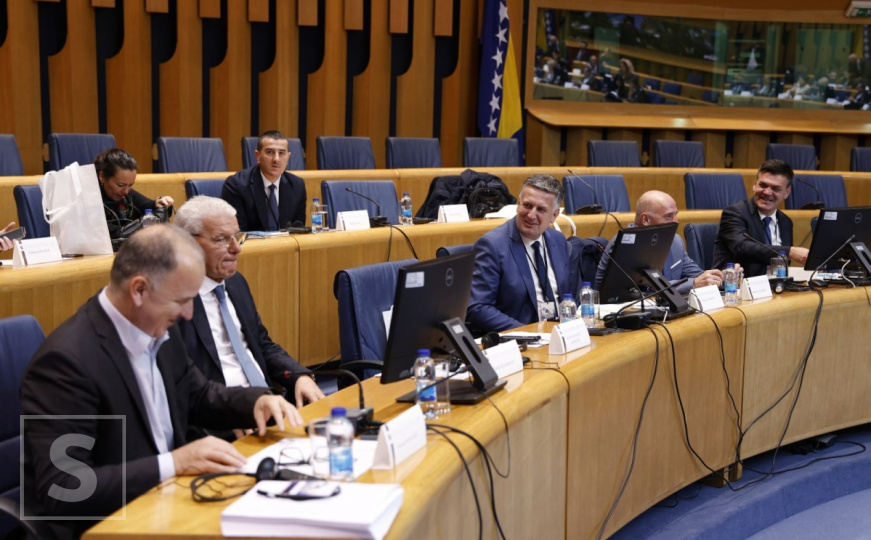 COSAP u Parlamentu BiH: Kako aktuelni geopolitički događaji u svijetu utječu na proširenje EU?