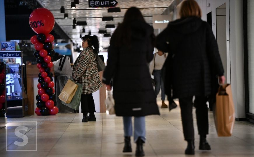 Crni petak u BiH | "Ne nasjedajte": Stručnjaci upozoravaju na lažne popuste i online prevare