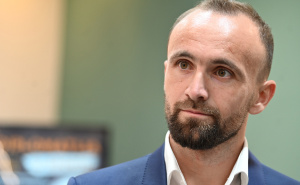 Podrška sa svih strana: Amel Tuka će večeras u Beču bodriti reprezentaciju BiH