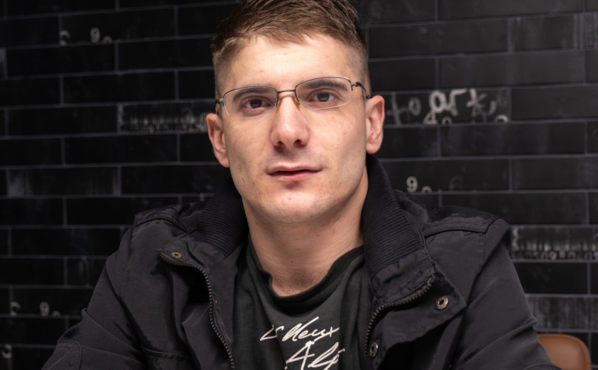 Armin (24) iz Sarajeva treba našu pomoć: Samo jednim pozivom možemo učiniti čudo