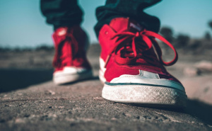 Stalno nosite najdraži par cipela? Vrijeme je da prekinete tu naviku iz nekoliko razloga