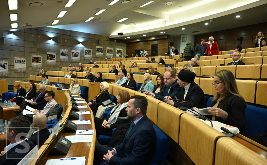 Tematska sjednica: Vlada FBiH uskoro donosi protokol o postupanju u slučajevima nasilja u porodici