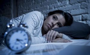 Budite se svake noći oko 3 sata? Niste sami, nauka ima odgovor na to