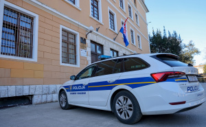 Zbog bavljenja najstarijim zanatom: Hrvatska policija uhapsila ekološku tehničarku (22) iz BiH