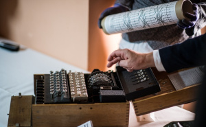 Rijetka mašina prodata u Parizu za 943.800 KM: Ni saveznici nisu mogli dešifrirati poruke