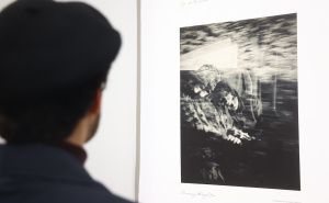 Sarajevo: Otvorena izložba američkog fotografa Brucea Stronga o kulturnoj raznolikosti Balkana