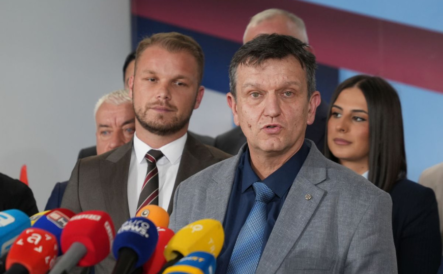 SDP BiH pozvao birače u RS da glasaju za Branka Blanušu: Dodikov SNSD se sam diskvalificirao
