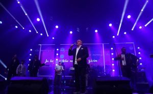 Halid Bešlić - sociologija dobrote: "Malo je, malo dana", "Neću, neću dijamante"