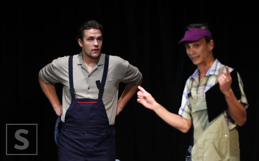 Predstava za 15+: Kerim Čutuna, Haris Bidžan i 'Džepovi puni kamenja' oduševili publiku u Sarajevu