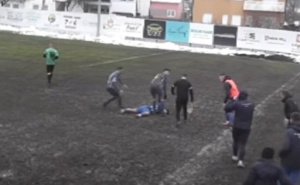 Herojski čin bh. fudbalskog sudije: Brzom reakcijom spasio život igraču Omladinca