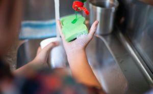 Skrivene opasnosti kuhinjske spužve: Nakon ovoga ćete je prestati koristiti