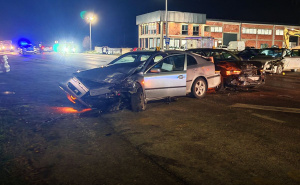 Nova nesreća na bh. cestama: Učestvovala tri automobila, više osoba povrijeđeno
