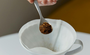 Ne bacajte talog kafe: Postoji čak 7 načina kako da ga pametno iskoristite