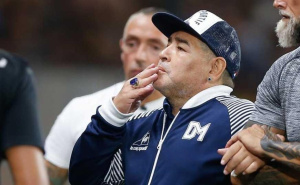 Prije 5 godina napustio nas legendarni Diego Armando Maradona: “The King of Soccer”