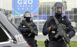 Užas u Italiji: Provalili u automobil i silovali djevojku (18) pred njezinim zaručnikom (24)