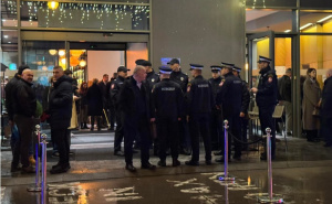 Pogledajte kako je bilo ispred poznatog hotela u Banjoj Luci kada je stigla dojava o bombi