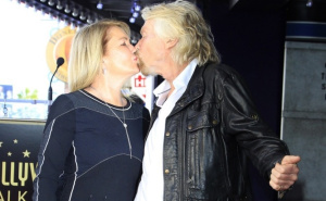 Britanski milijarder oprostio se od supruge s kojom je proveo 50 godina: "Svako treba Joan u životu"