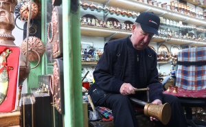 Kazandžija Muhamed Huseinović: "Moja porodica se ovim zanatom bavi preko 200 godina"