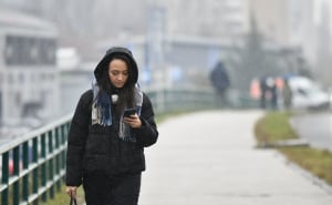 U Sarajevu 0°C: Susnježica okovala grad, građani prkose zimskom danu