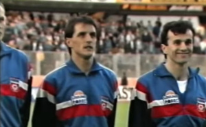 Faruk Hadžibegić jedini je pjevao: Kako je himna Jugoslavije 1990. godine dočekana u Zagrebu