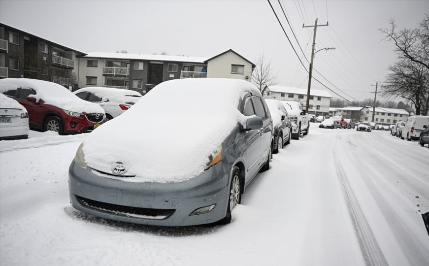 Koristan trik za automobile zimi: Spriječite stvaranje leda na staklu