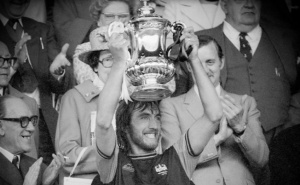 Preminuo Billy Bonds, legenda West Ham Uniteda