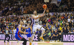 Uživo iz Skenderije s utakmice kvalifikacija za Mundobasket: Bosna i Hercegovina - Srbija 72:74