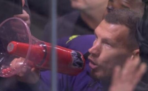 Džeko uzeo megafon i smirivao razjarene navijače Fiorentine: "Budite uz nas"