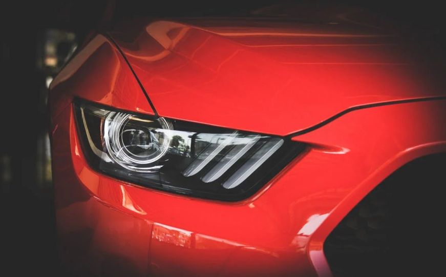 Idealno vrijeme za provjeru farova: Stručnjaci preporučuju sredstvo koje već imate kod kuće